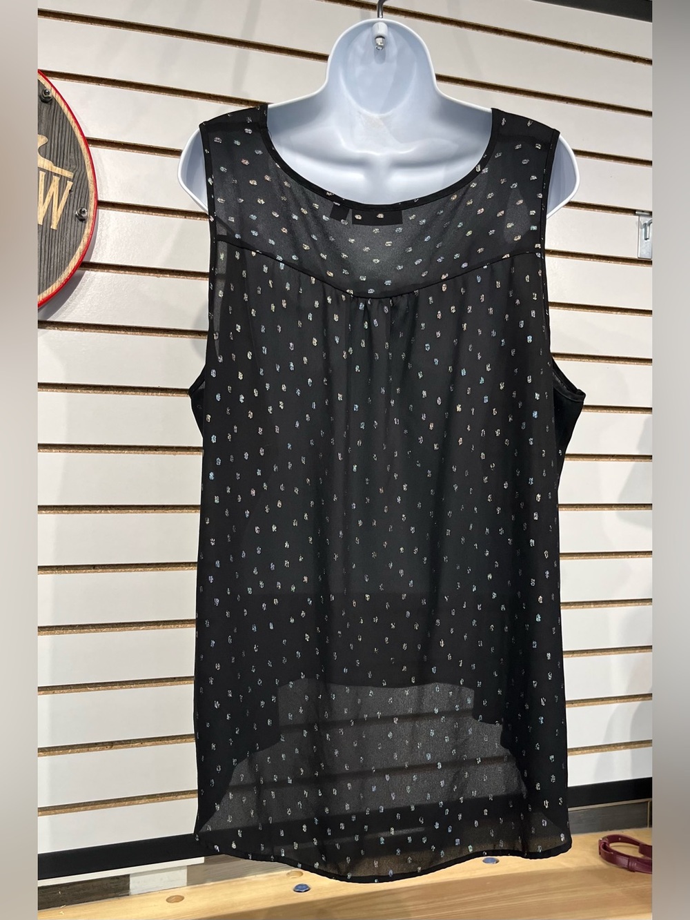 Apt. 9 sleeveless blouse size XXL - Picture 7 of 7